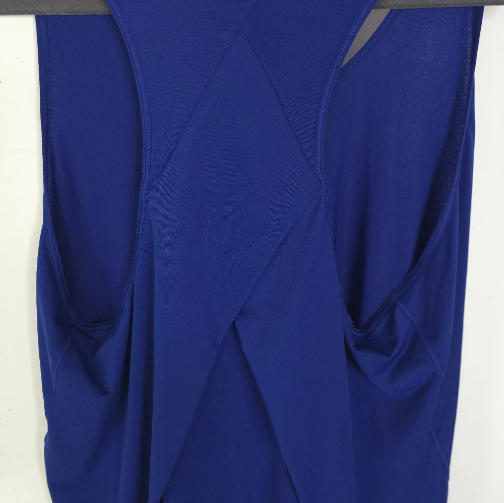 Lululemon Essential Tank Top Pleated Size 12 Like New - Picture 7 of 7